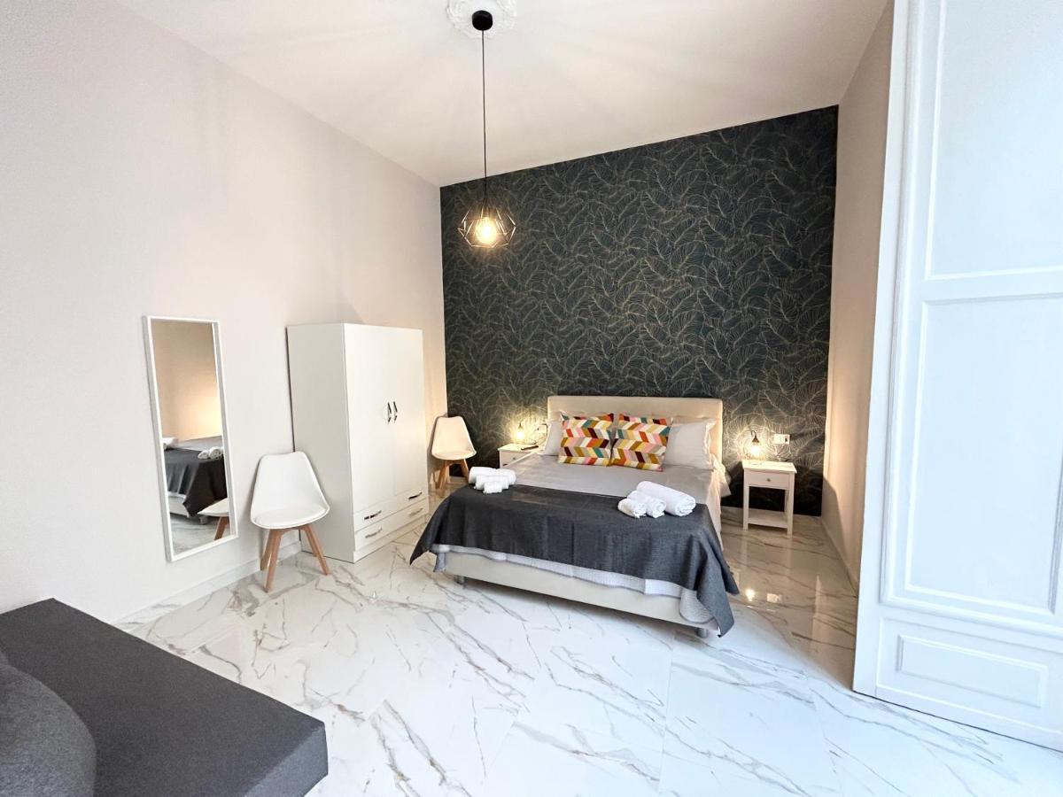 Naples Apartment Plebiscito Exteriör bild
